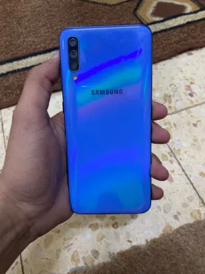 SAMSUNG A70(128GB).(6RAM)  مستعمل حالة ممتازة البيع بس توصيل ما عندي وقت اقابل بسعر نهائي