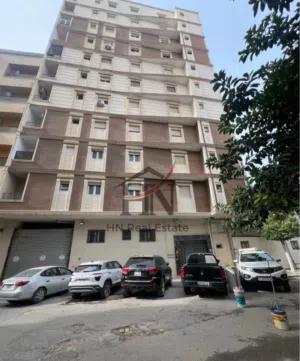 170 m2 3 Bedrooms Apartments for Rent in Tripoli Zawiyat Al Dahmani