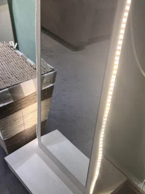 مرايا طويلة