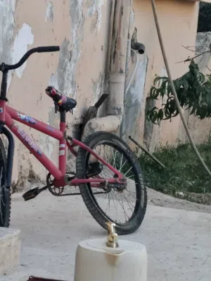 بسكليت جنط عشرين بحاجة صاينه