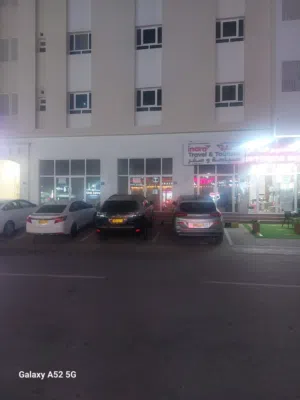 محلات للايجار مساحة كبيره العامرات Big shops for rent in alamarat
