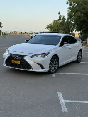 Used Lexus ES in Al Batinah