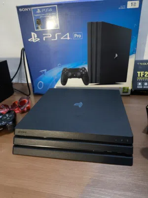 بلي فور برو PS4 Pro مع دركسون وماوس وكيبورد وحساب بي نوادر