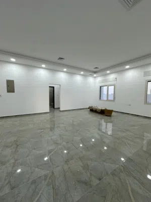 300 m2 4 Bedrooms Townhouse for Rent in Al Ahmadi Fintas