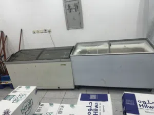 للبيع معدات