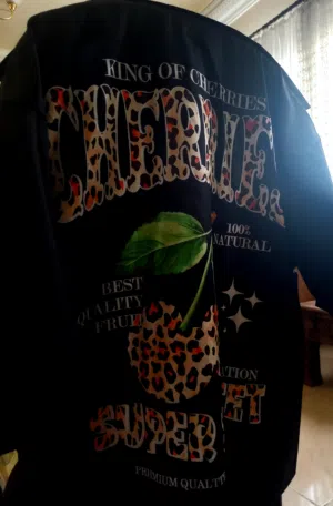 men's short sleeve casual summer shirt with cherry letter design on the back   قميص اسود جديد