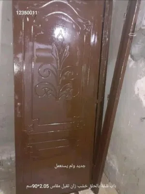 ابواب و شبابيك خشب للبيع