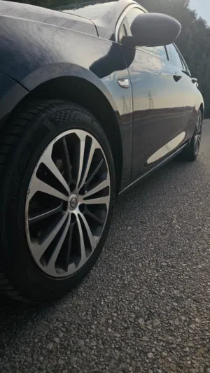 Used Opel Insignia in Giza