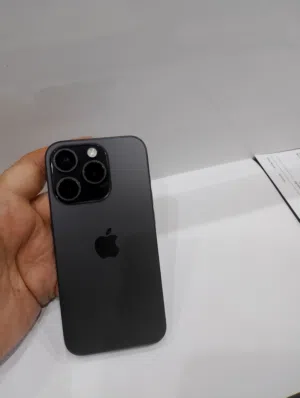 ايفون 15pro جيجا. 512
