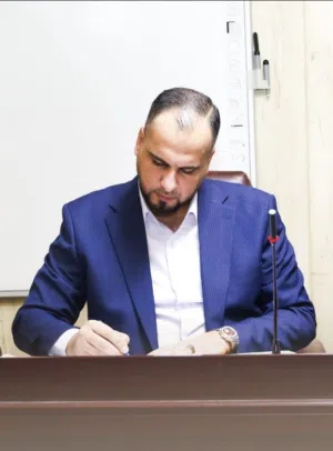 عمر حمزة محمد 