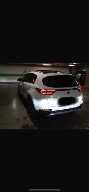 كيا سبورتاج اصل شركة مع بطارية مساعدة