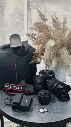 Canon 80D  كانون 80D