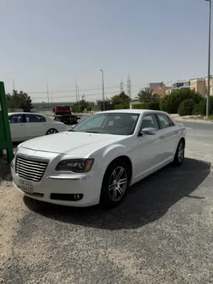 للبيع كرايلزر 2013