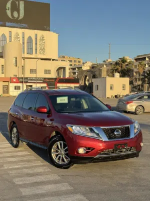 NISSAN  -  PATHFINDER  2015