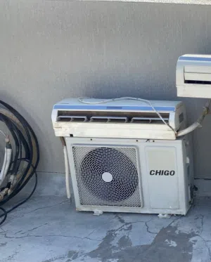 Ac whith fixing free delivery Offer now good condition