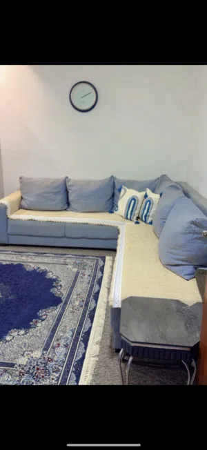 كورنر نظيف مع الكوشات للبيع