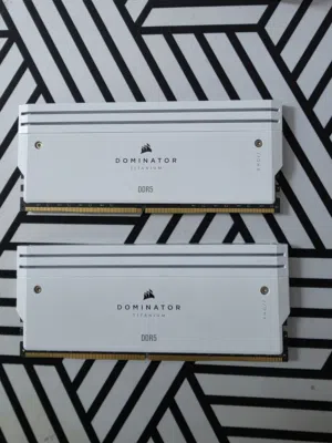 corsair dominator titanium 64gb ddr5 6400mhz 32gbx2 white