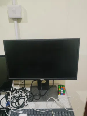 Dell P2217h  21.5 IPS FHD Monitor.HDMI.DP. Adjustable stand(used-excellent condition like new)
