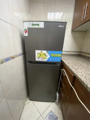 اثاث مكتب كامل للبيع نظيف جدا