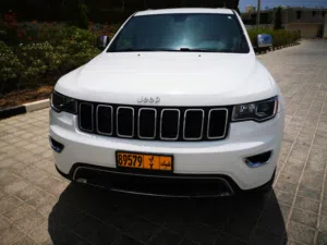 Used Jeep Grand Cherokee in Dhofar