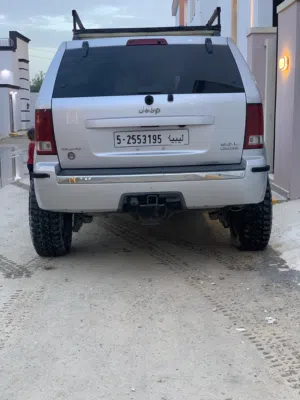 Jeep wk hemi 2005 57