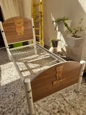 سرير طفل طوله 160 سم