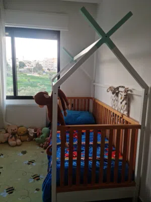 تخت على شكل كوخ عدد 2 ، خشب لاتيه