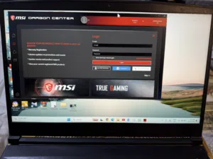 لابتوب للبيع Msi جيل 11 نضيف جدا