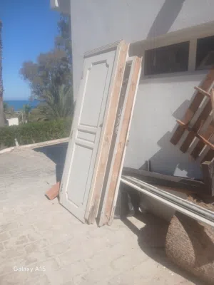17 porte et fenêtre en pvc q avec 3 porte en bois
