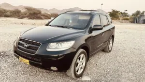 Hyundai Santa Fe GLS 4X4 - 7 Seater SUV at Azaiba- Muscat