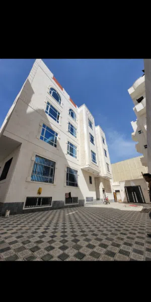 اجمل عماره vipفي المثلث الذهبي بيت بوس خلف سيتي ماكس مشطبه لكس معا الحوش حجر دوران تشطيب فلل واسعه