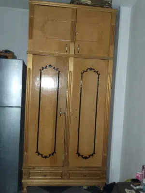 دولاب ملابس