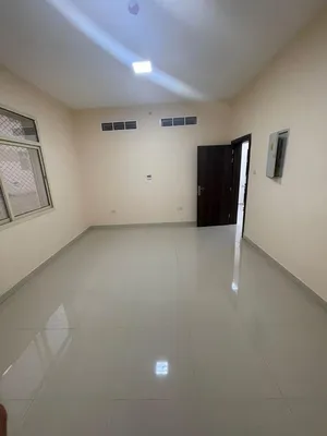 2 rooms flat in mutharedh alghail near to laureate madical center