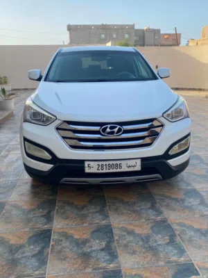 Used Hyundai Santa Fe in Zawiya