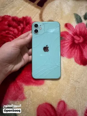 Apple iPhone 11 128 GB in Basra
