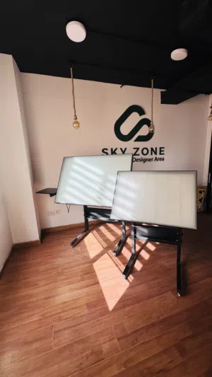 مراسم هندسيه مضيئه متحركة بلون اسود مميز ويتوفر خدمة التوصيل والتركيب مجانا أسعار خاصة للكميات