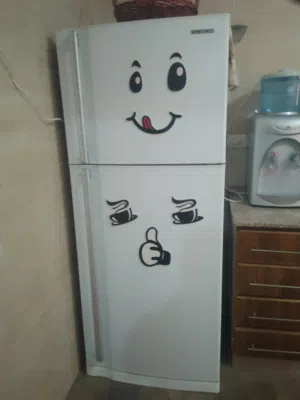 ثلاجه للبيع