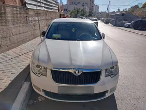 سكودا-سوبيرب-2011