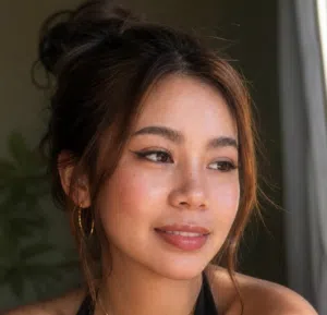 April Abalos 