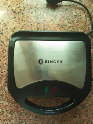 SINGER TOSTER SANDWICH MAKER