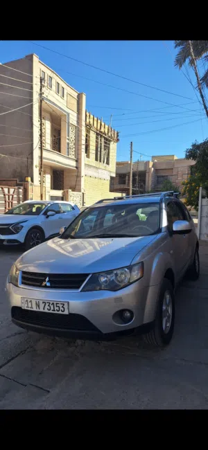 مكلف بالنشر متسوبيشي اوتلاندر 2008 خليجي فول محرك 2400