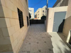 181 m2 3 Bedrooms Apartments for Sale in Amman Abdoun