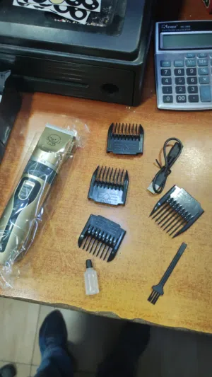 ماكينة حلاقة قطط و كلاب ، جيدة جداً