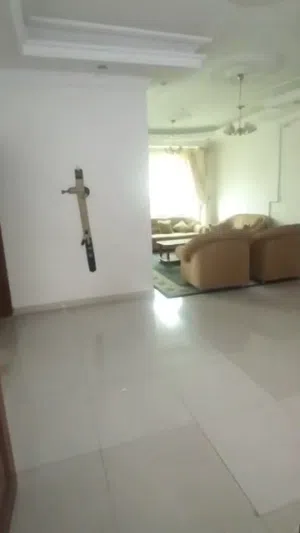 300 m2 More than 6 bedrooms Villa for Rent in Sana'a Haddah