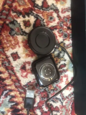 ساعه تقليد آيفون
