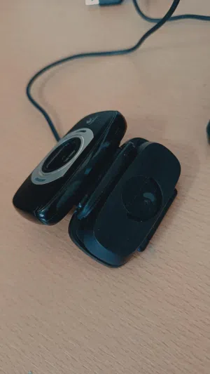 Webcam Logitech HD 1080p بحالة ممتازة