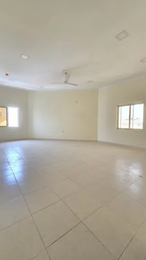 110 m2 2 Bedrooms Apartments for Rent in Muharraq Galaly