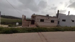 175 m2 3 Bedrooms Townhouse for Sale in Mafraq Rhab
