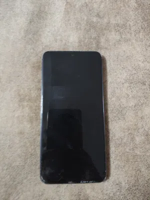 Samsung Galaxy S22 5G 128 GB in Tripoli