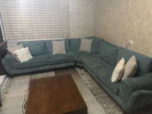 طقم كنب كورنر بحالة جيدة جدا